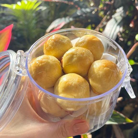Artisanal XL Pineapple Golf Ball Tarts