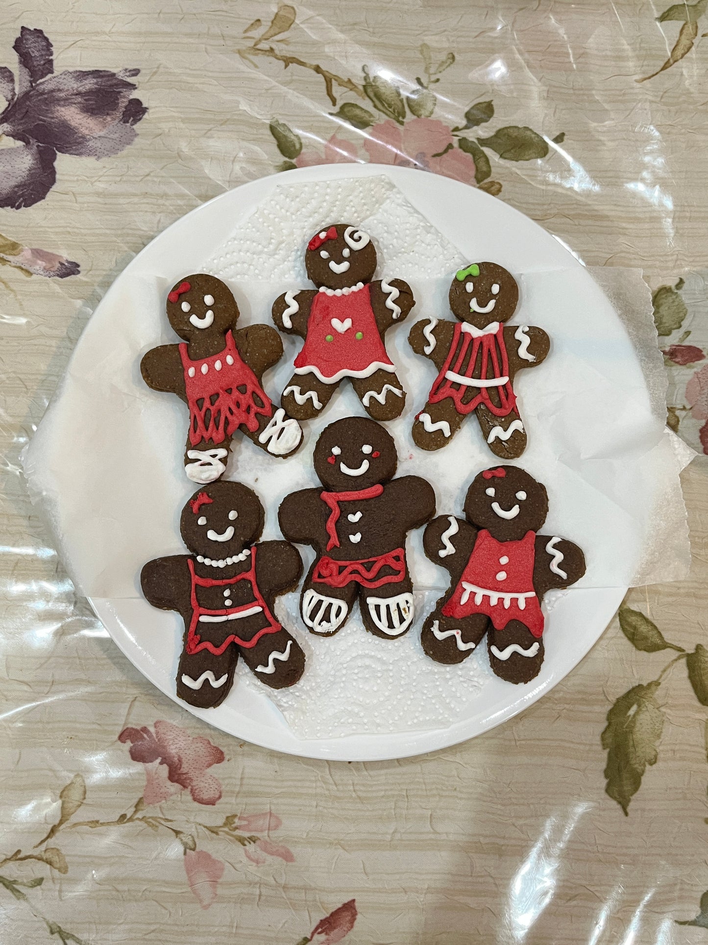 Gingerbread Men and Women Cookie Sets