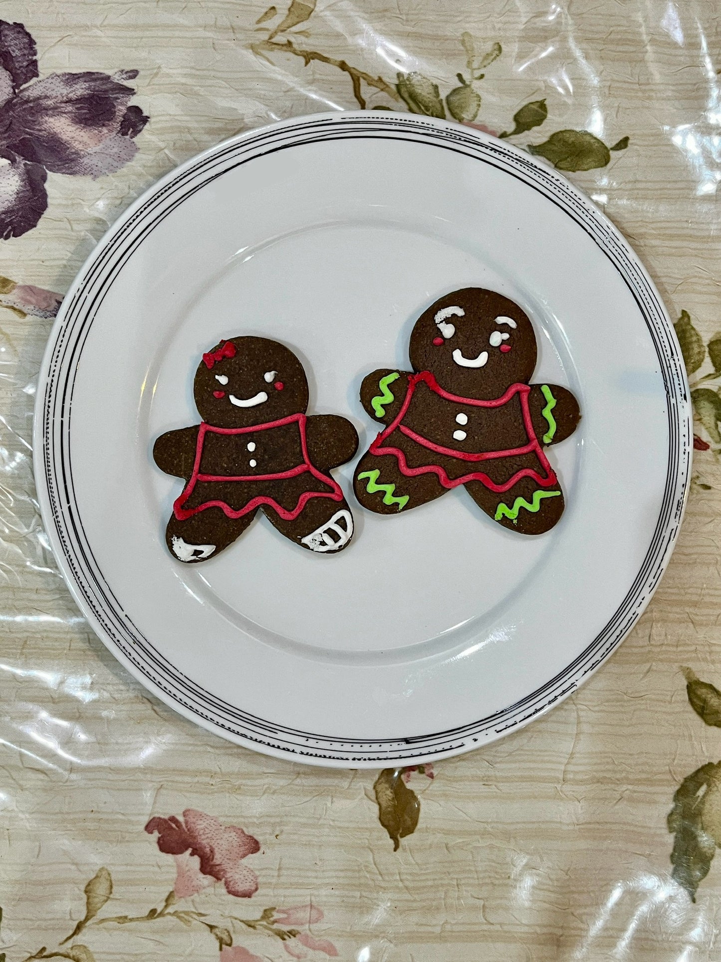 Big Gingerbread Boy and Girl Cookie Sets