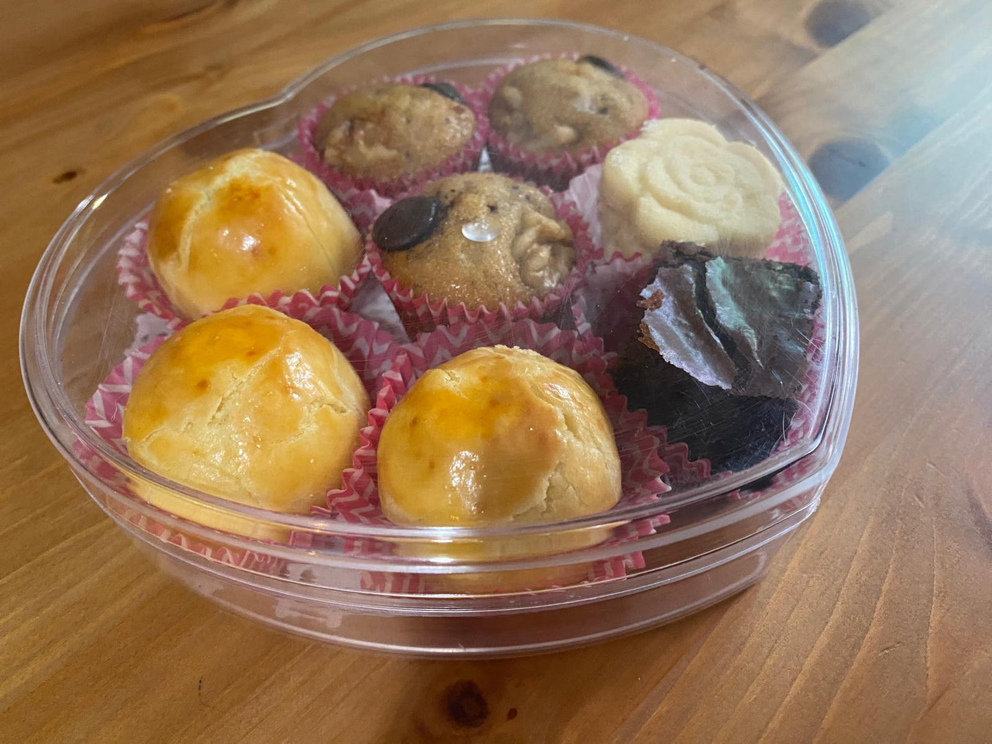 CNY Golden Prosperity Peranakan Pineapple XL Ball Treasures