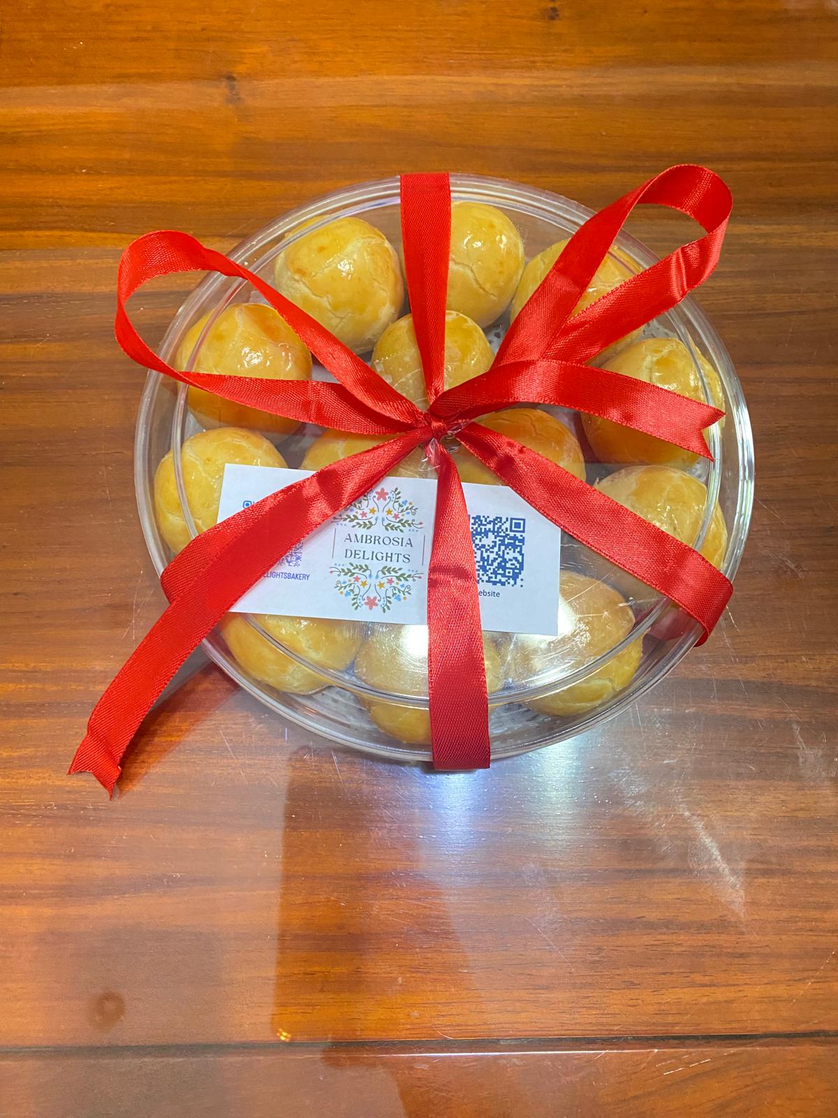 CNY Golden Prosperity Peranakan Pineapple XL Ball Treasures