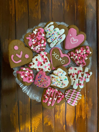 Heart-shaped Gingerbread/Chocolate Cookie Sets