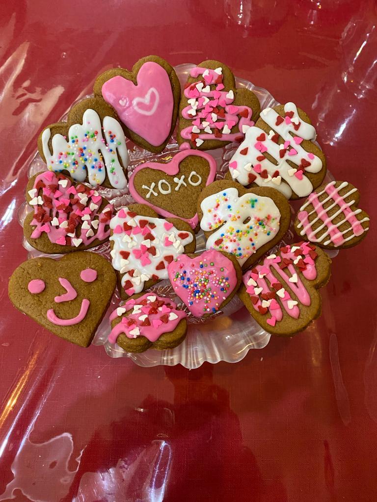 Heart-shaped Gingerbread/Chocolate Cookie Sets
