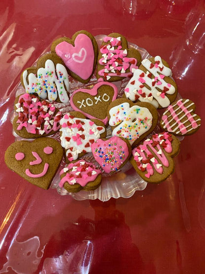Heart-shaped Gingerbread/Chocolate Cookie Sets