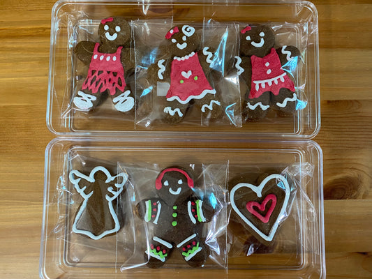 Gingerbread Men and Women Cookie Sets